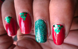 red christmas nails ENoY